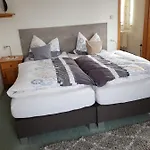Gaestehaus Tepel ゲストハウス 4*