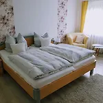 Gaestehaus Tepel ゲストハウス 4*