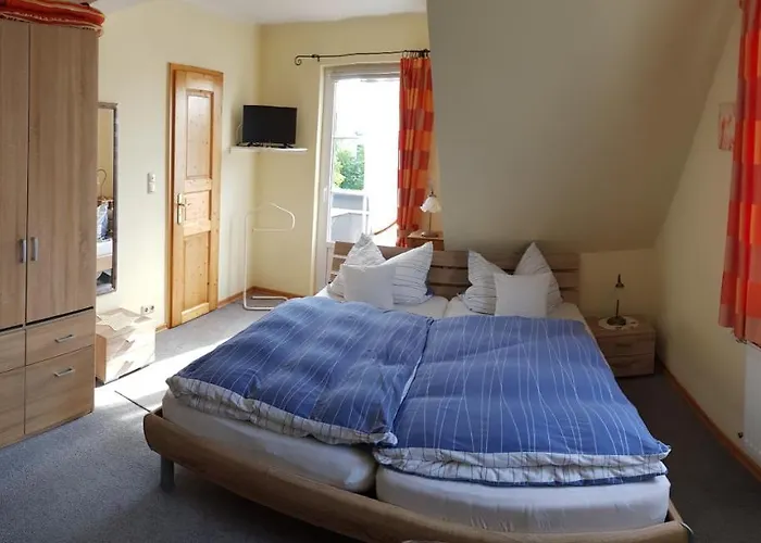 Guest house Gaestehaus Tepel 4*